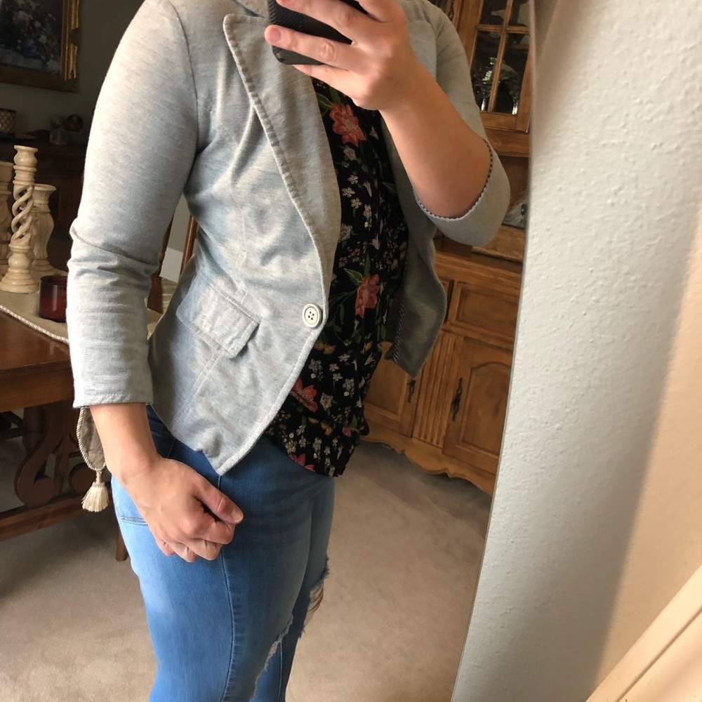 Cute grey blazer